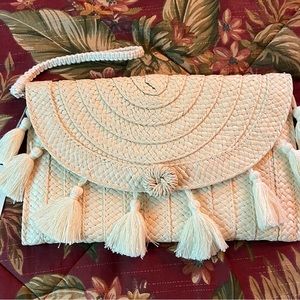 Natural Straw Clutch/Wristlet Clutch NWT A New Day